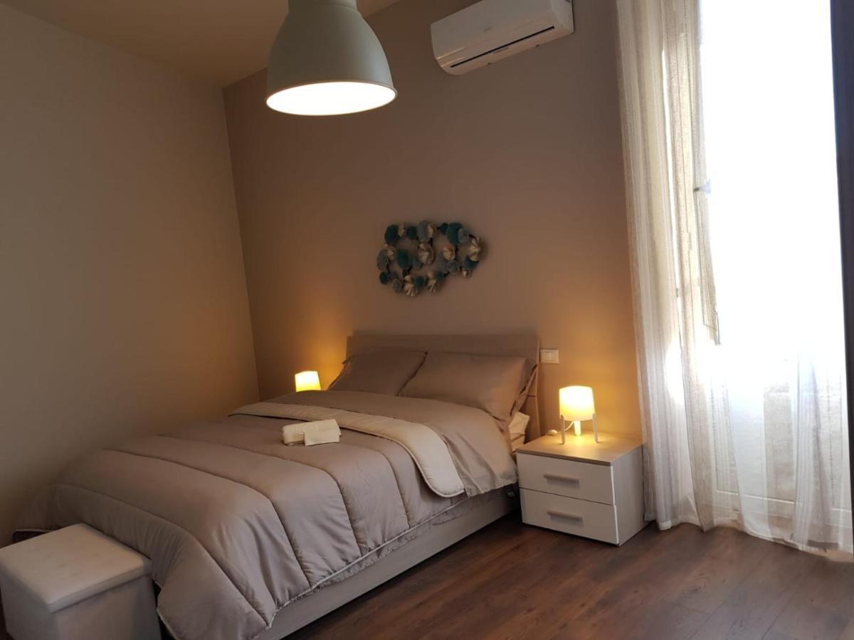 La Terrazza Di Leda Appartement Catánia Buitenkant foto